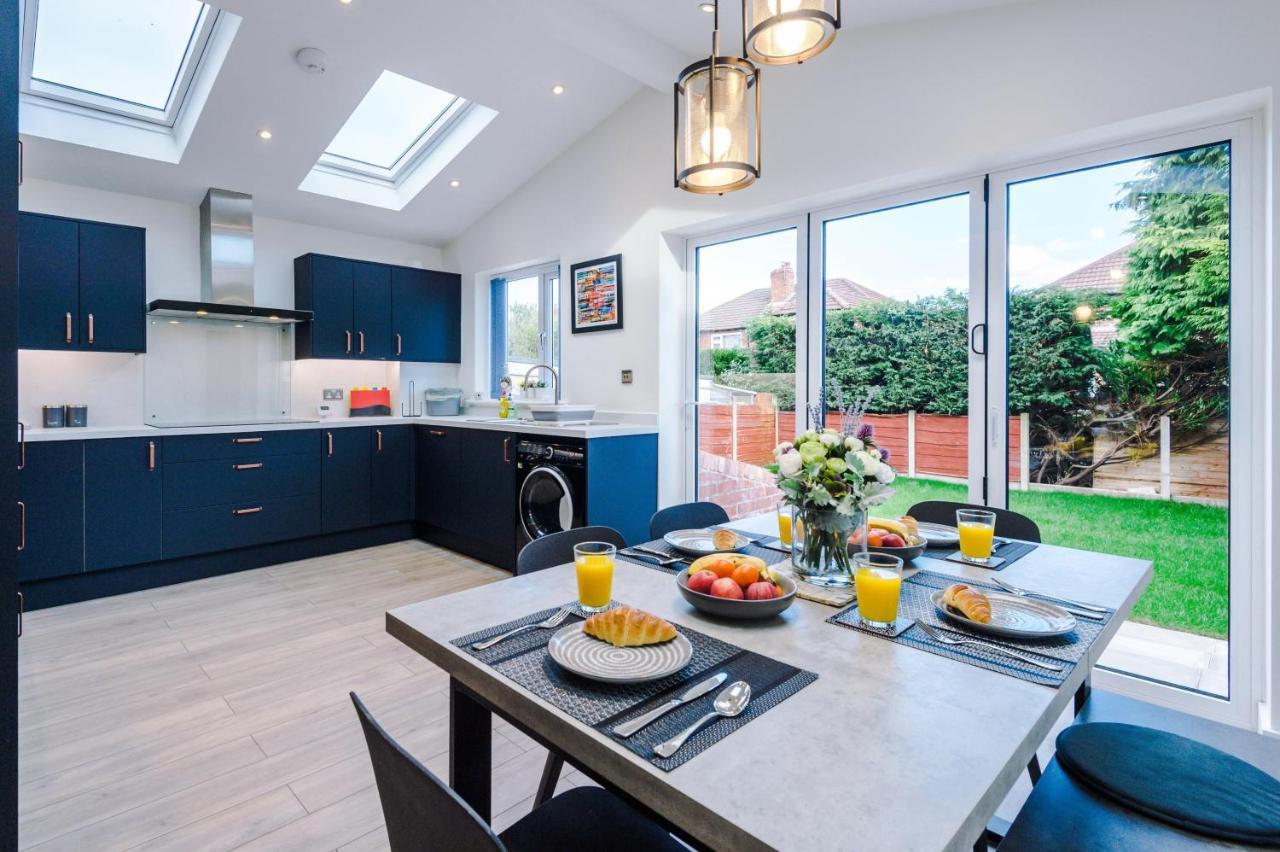 Sandileigh House By Yourstays - Luxurious 3 Bedroom House In Altrincham Exterior foto