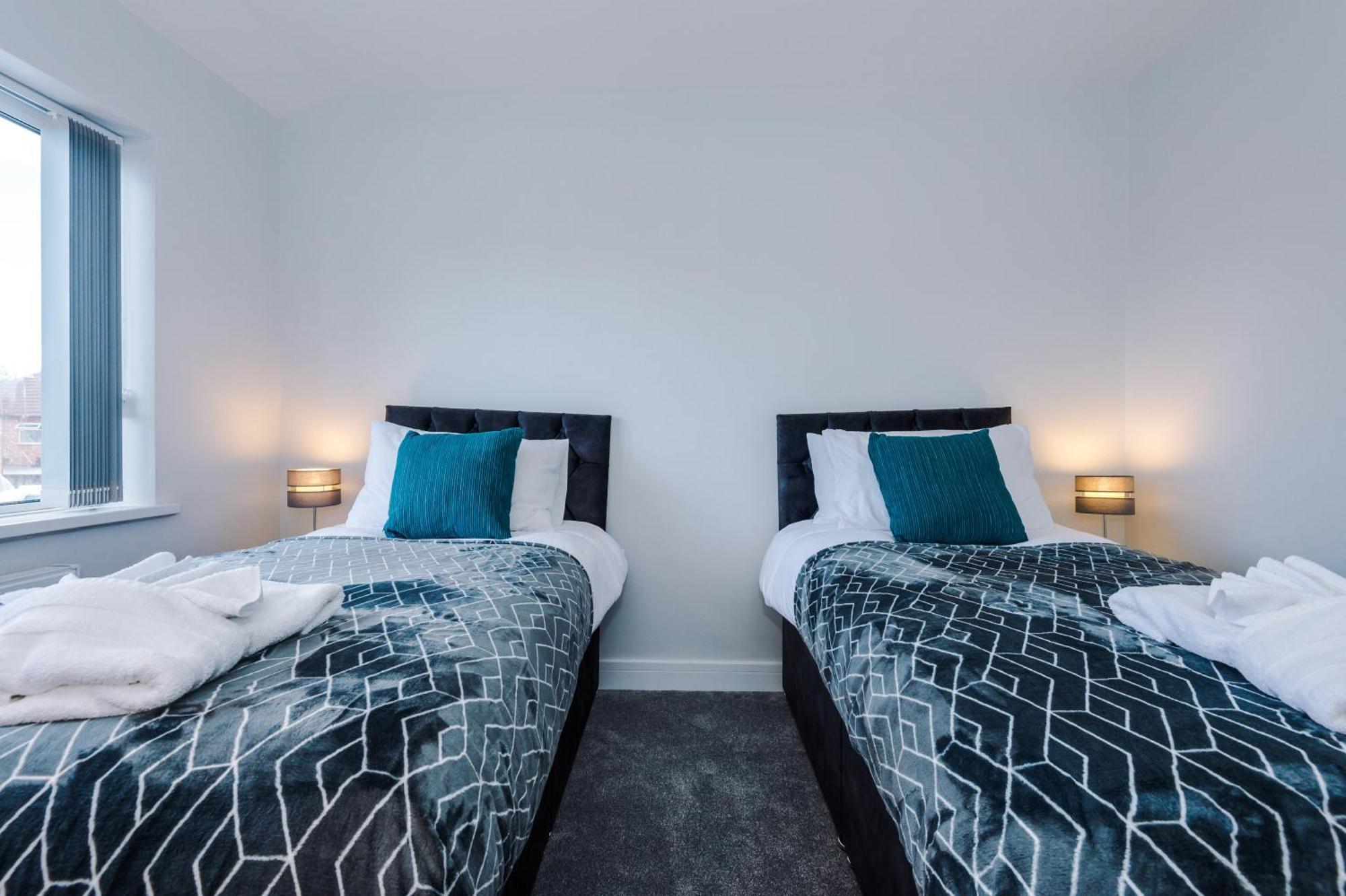 Sandileigh House By Yourstays - Luxurious 3 Bedroom House In Altrincham Exterior foto